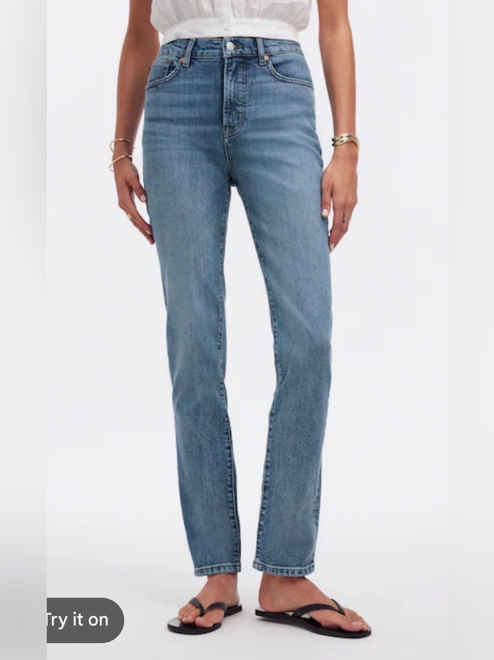 Madewell The Perfect Vintage Straight Jeans
Size 28T